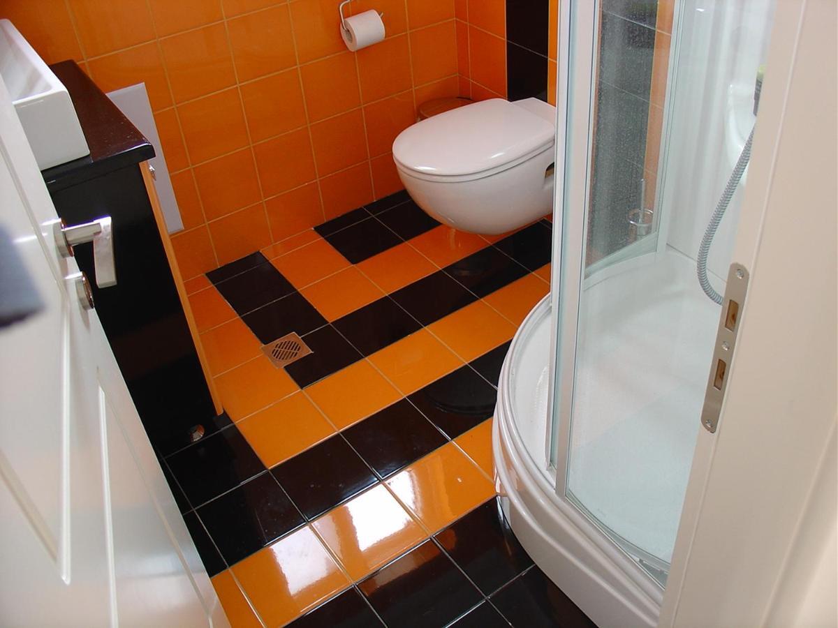 Verga First Floor Apartment 外观 照片